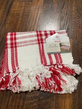 24” x 38“ Red & White Accent Rug